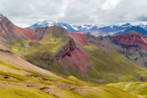 Rainbow Mountain Tour full day