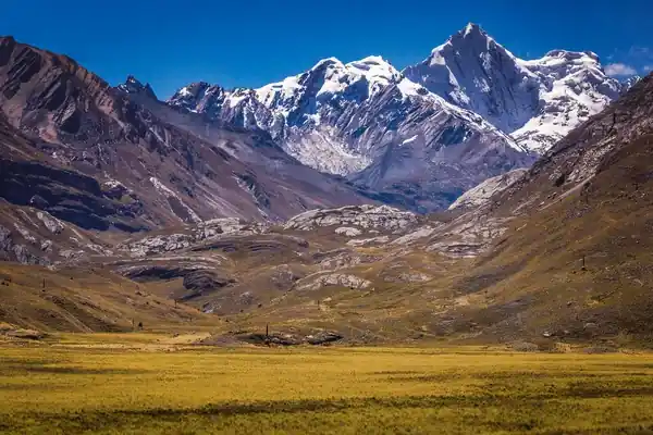La sierra peruana te espera historia, naturaleza y alma viva en cada paso