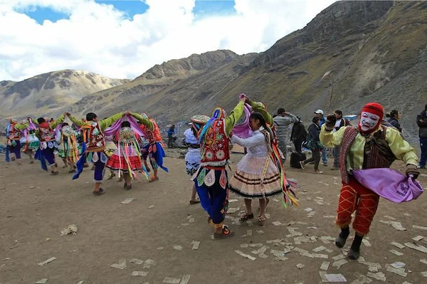 Conecta con la esencia de los Andes a través del Festival de Tinajani