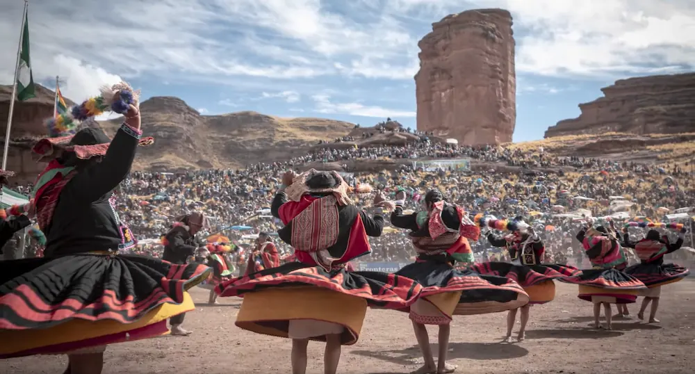 Festival de Tinajani magia, cultura viva y paisajes únicos en Puno
