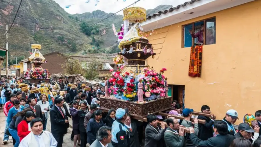 Virgen del Carmen Cuándo y dónde vivir la gran fiesta andina