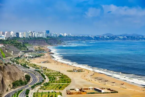 Por qué visitar la costa peruana