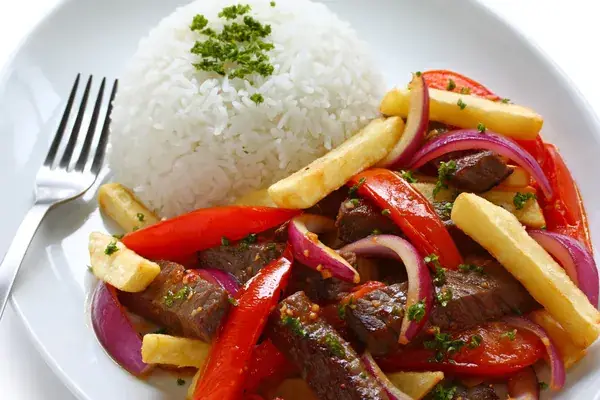 lomo saltado