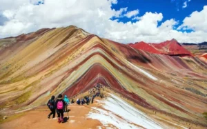Rainbow Mountain 4D3N