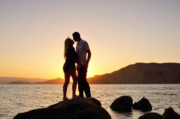 pareja en Paracas, Perú