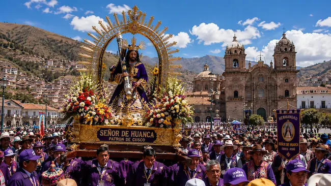 Peregrinación al Señor de Huanca en Cusco durante septiembre